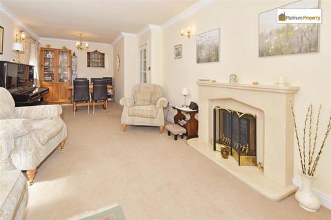 4 Blithe View, Blythe Bridge, Stoke-on-trent, ST11 9SD