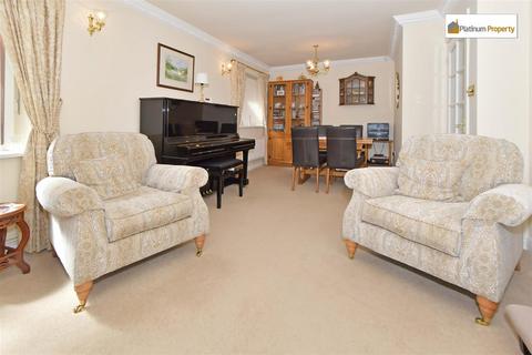 4 Blithe View, Blythe Bridge, Stoke-on-trent, ST11 9SD