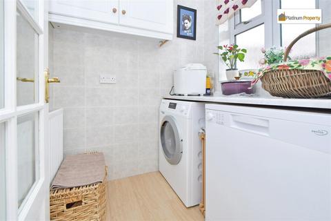 4 Blithe View, Blythe Bridge, Stoke-on-trent, ST11 9SD