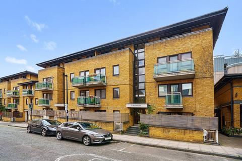 3 bedroom maisonette for sale, Cartwright Street, Tower Hill, London, E1