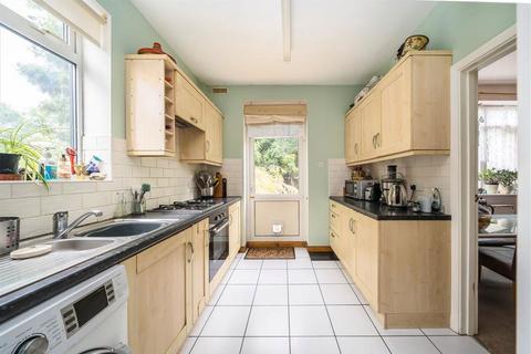 3 bedroom end of terrace house for sale, Sibthorpe Road, London SE12