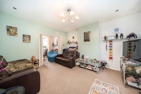 3 bedroom end of terrace house for sale, Sibthorpe Road, London SE12