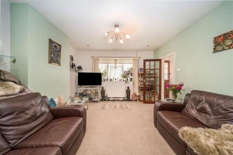 3 bedroom end of terrace house for sale, Sibthorpe Road, London SE12