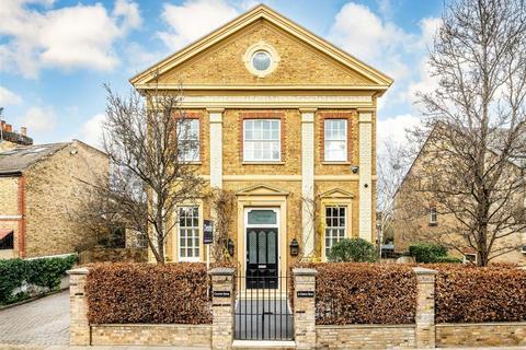 undefined, Fairfax Road, Teddington TW11