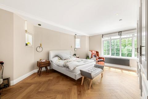 undefined, Muswell Hill Road, London, N6