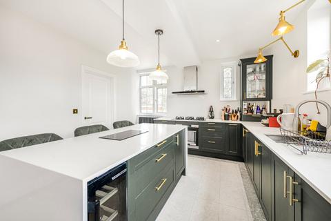 undefined, Muswell Hill Road, London, N6