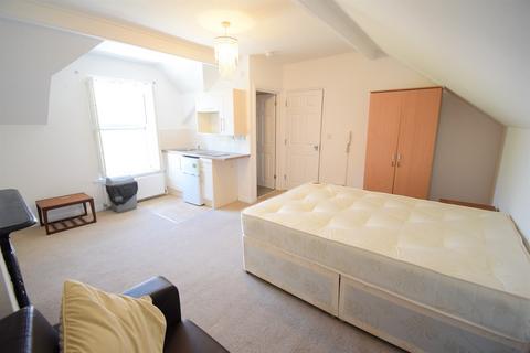 undefined, 7; 103 Cowbridge Road East, Cardiff