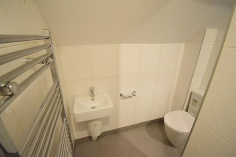 undefined, 7; 103 Cowbridge Road East, Cardiff