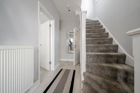 77 Cedar Lawn Avenue, Barnet, EN5 2LP