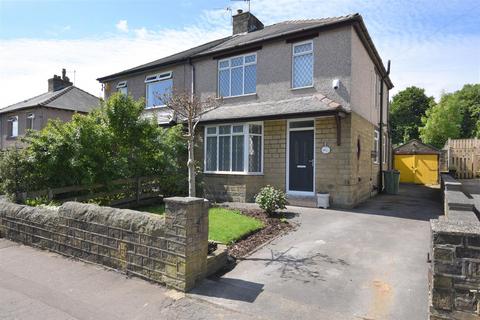 3 bedroom semi-detached house to rent, Laund Road, Huddersfield HD3