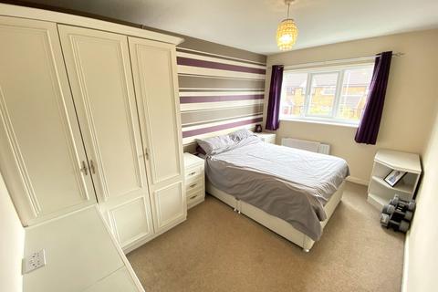 14 Hayle Road, Oldham, OL1 4NW