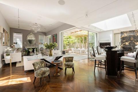 undefined, Elm Tree Road, St John's Wood, London, NW8