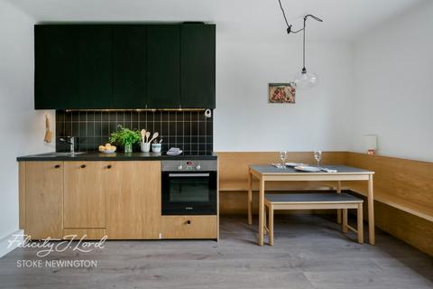 1 bedroom flat for sale, Lordship Terrace, London N16