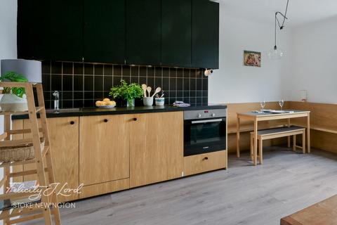 1 bedroom flat for sale, Lordship Terrace, London N16