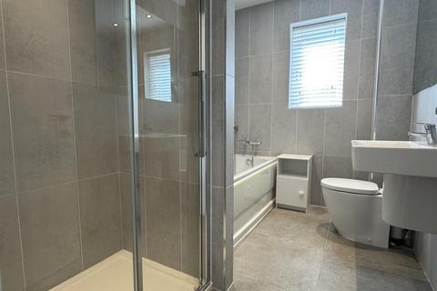 4 bedroom detached house for sale, Telford Avenue, Ellesmere.