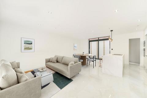 1 Withycombe Road, London, SW19 6AN