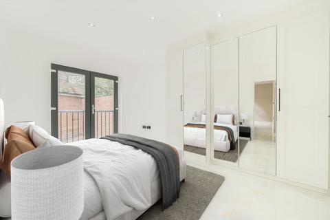 1 Withycombe Road, London, SW19 6AN