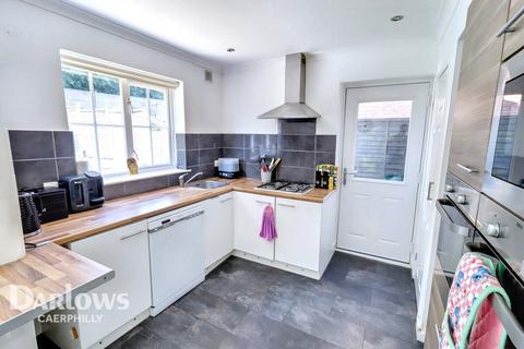 41 High Close, Nelson, Treharris, CF46 6HJ