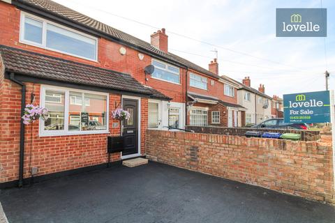18 Kathleen Grove, Grimsby, DN32 8JT