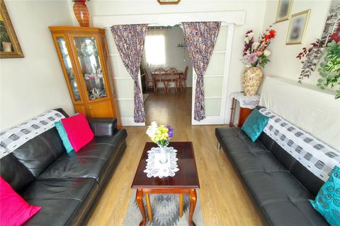 undefined, Ferndale Road, Swindon SN2