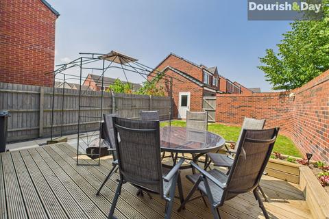 14 Macbeth Close, Penkridge, Stafford, ST19 5TW