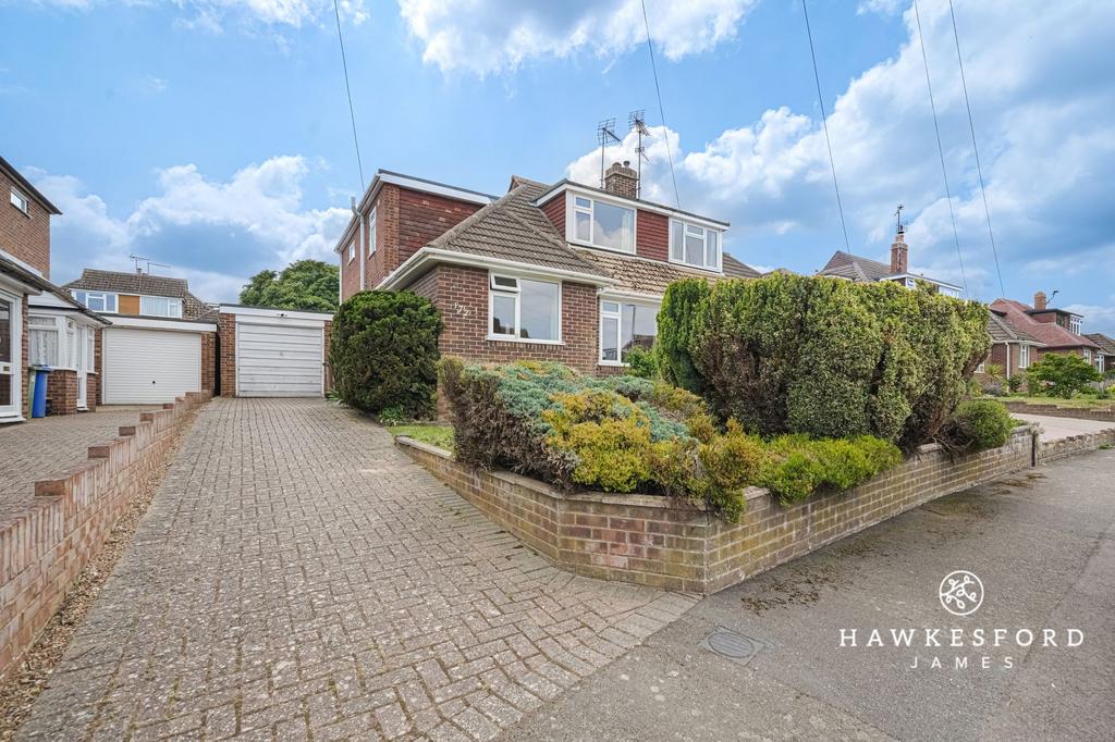 Sterling Road, Sittingbourne - Front