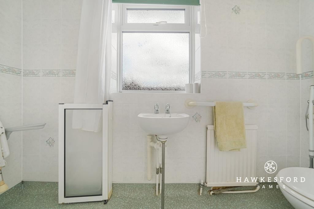 Sterling Road, Sittingbourne - First floor...