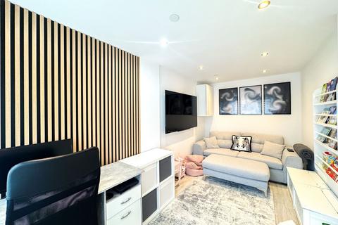 72 Valley View, Bury, BL8 1WN