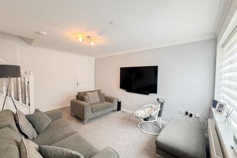 72 Valley View, Bury, BL8 1WN