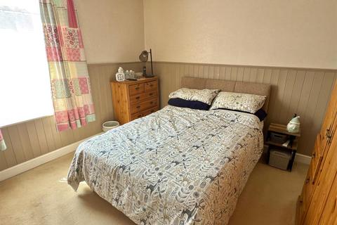 3 bedroom terraced house for sale, Crown Street West, Lowestoft, Suffolk, NR32