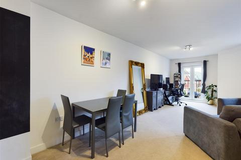 2 bedroom apartment for sale, Southgate, Crawley