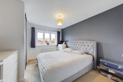 2 bedroom apartment for sale, Southgate, Crawley