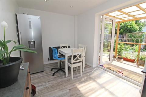 5 Cherry Road, Newport Pagnell, MK16 0AR