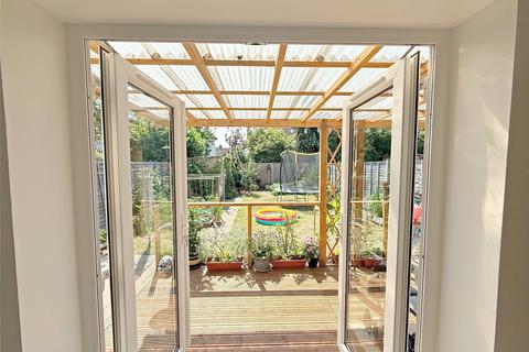 5 Cherry Road, Newport Pagnell, MK16 0AR