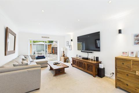 4 bedroom detached house for sale, Aplin Way, Surrey GU18