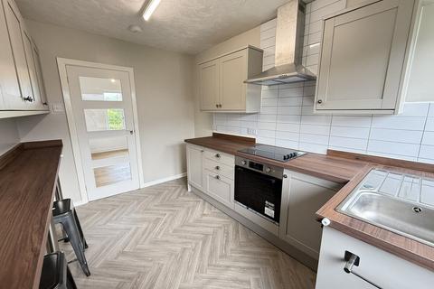 undefined, Ty'n Coed, Llangefni, Anglesey, LL77