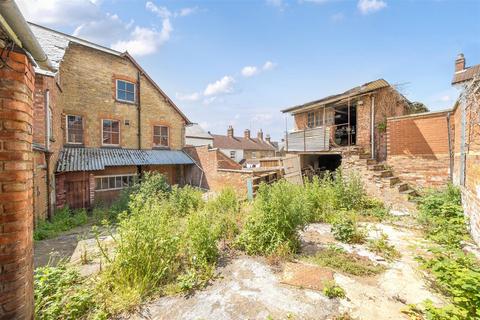 9 bedroom end of terrace house for sale, Little Street, Rushden