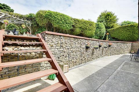 9 Silva Close, Bexhill-on-sea, TN40 2SY