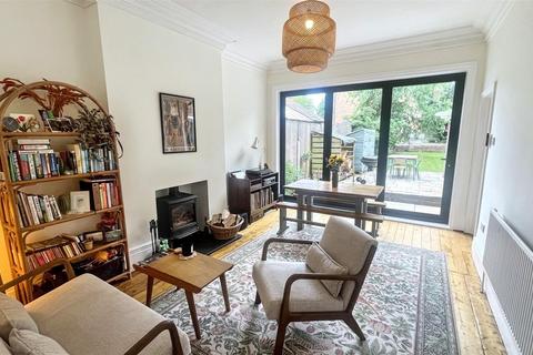 4 bedroom semi-detached house for sale, Woodstock Road, Birmingham B13
