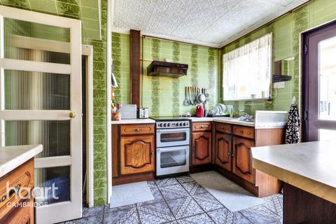 4 bedroom terraced house for sale, Peverel Close, Cambridge