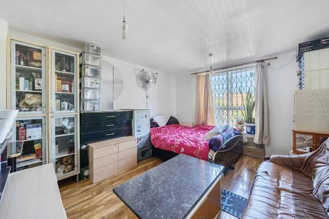 4 bedroom terraced house for sale, Moody Road, Peckham, London, SE15