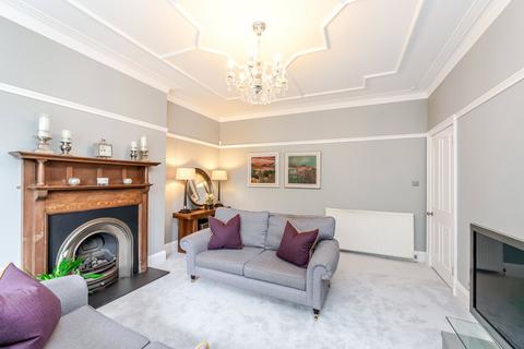 41 First Avenue, Glasgow, G44 3UA