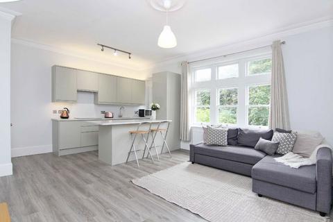 Flat C, 17 Briar Walk, London, SW15 6UD
