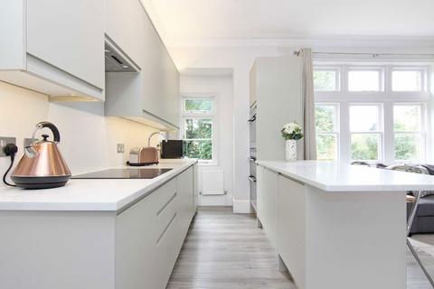 Flat C, 17 Briar Walk, London, SW15 6UD
