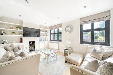 8a Bishopsmead Parade, East Horsley, Leatherhead, KT24 6RT