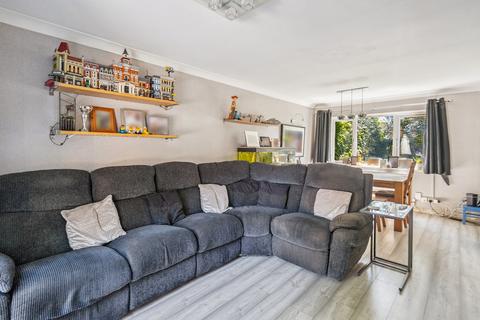 3 bedroom semi-detached house for sale, Close To Town & Station, Maidenhead