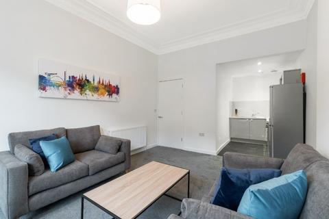 2 bedroom flat to rent, Queen Margaret Drive, Glasgow G20