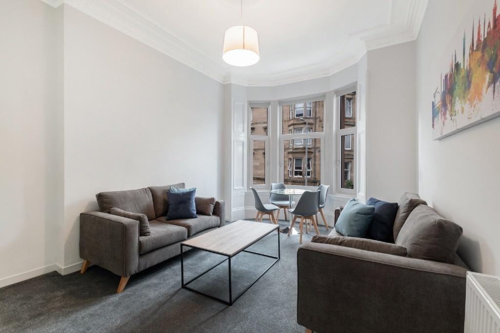 This stylish living room features modern furnis...