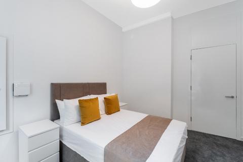 2 bedroom flat to rent, Queen Margaret Drive, Glasgow G20