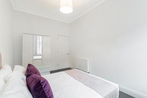 2 bedroom flat to rent, Queen Margaret Drive, Glasgow G20